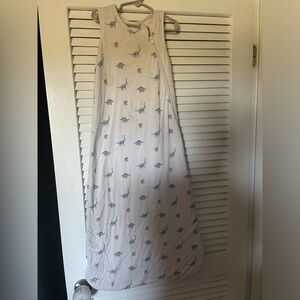 Kyte BABY sleep sack- size large, 1.0 TOG in Jurassic